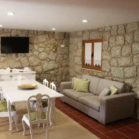 Quinta Do Perguntouro Barrosas (Santo Estevao)